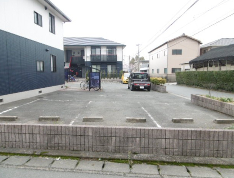駐車場　カースペースがあります