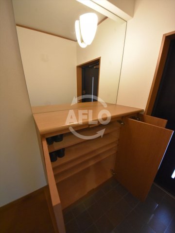 収納　パークヒルズゼンボー大手前　シューズボックス
