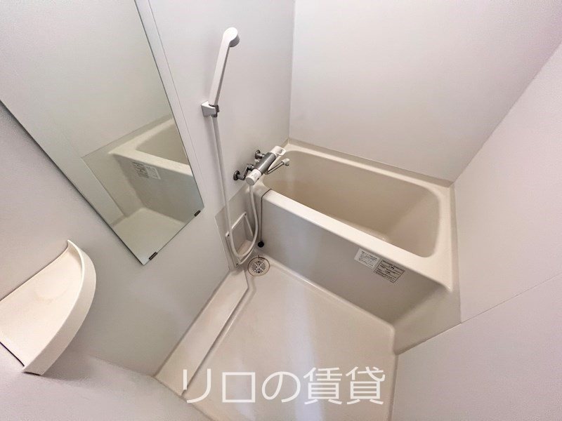 バス・シャワールーム　同物件別部屋イメージ