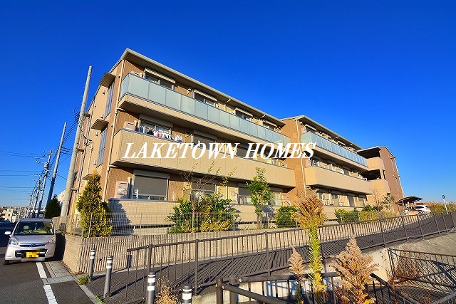 建物外観　レイクタウンでのお部屋探しは『地元の当社』にお任せ下さい！