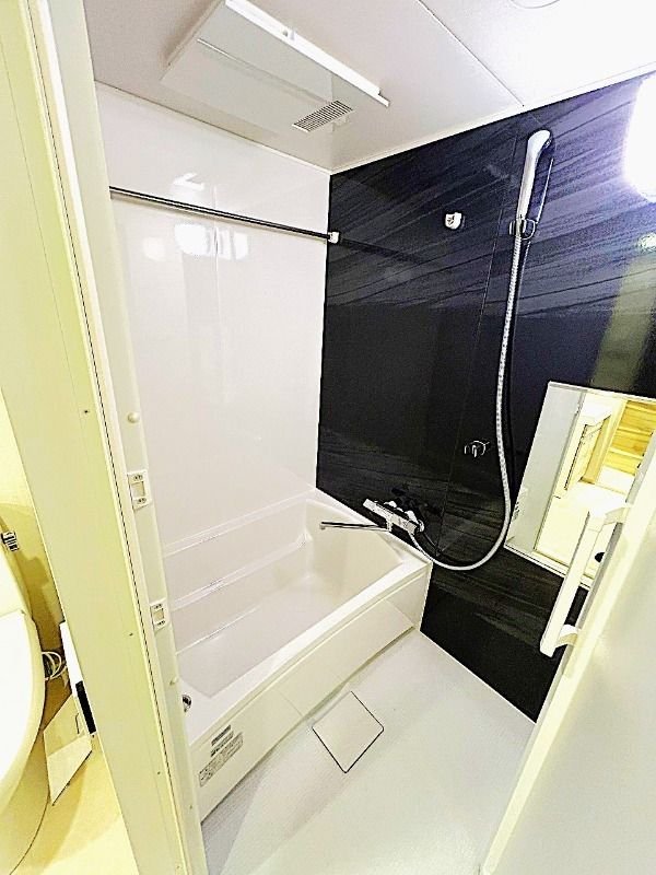 バス・シャワールーム　別部屋参考写真