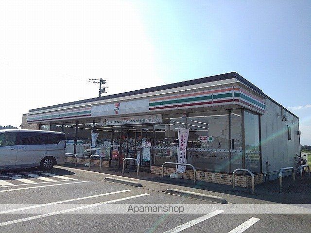 コンビニ　セブンイレブン大田原町島店（コンビニ）まで1000m