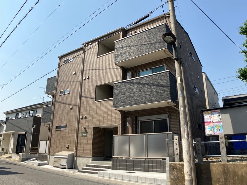 建物外観　カンタービレのご紹介は住まいの窓口アソシエにお任せください。