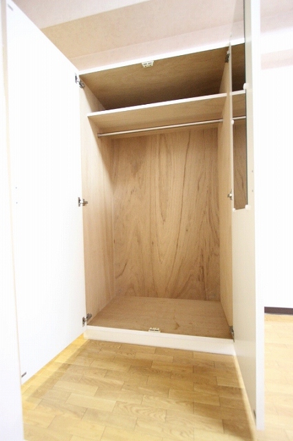収納　同物件別号室のものです。