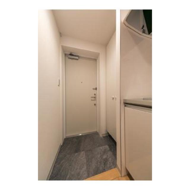 玄関　※写真は同タイプ住戸です。