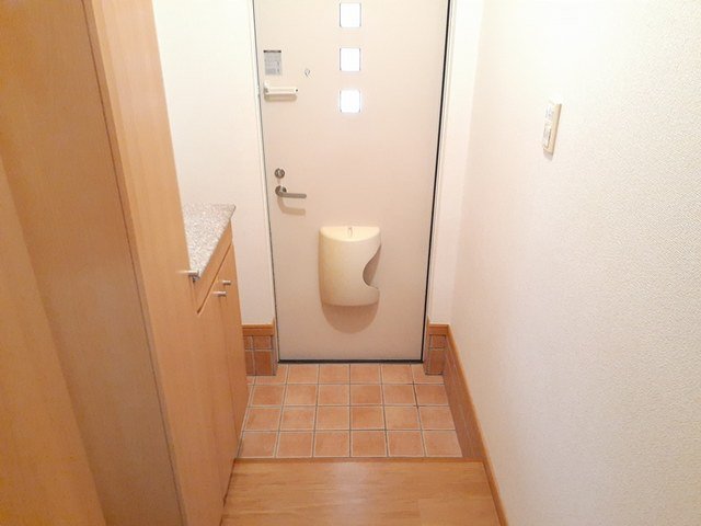 玄関　収納もある玄関です