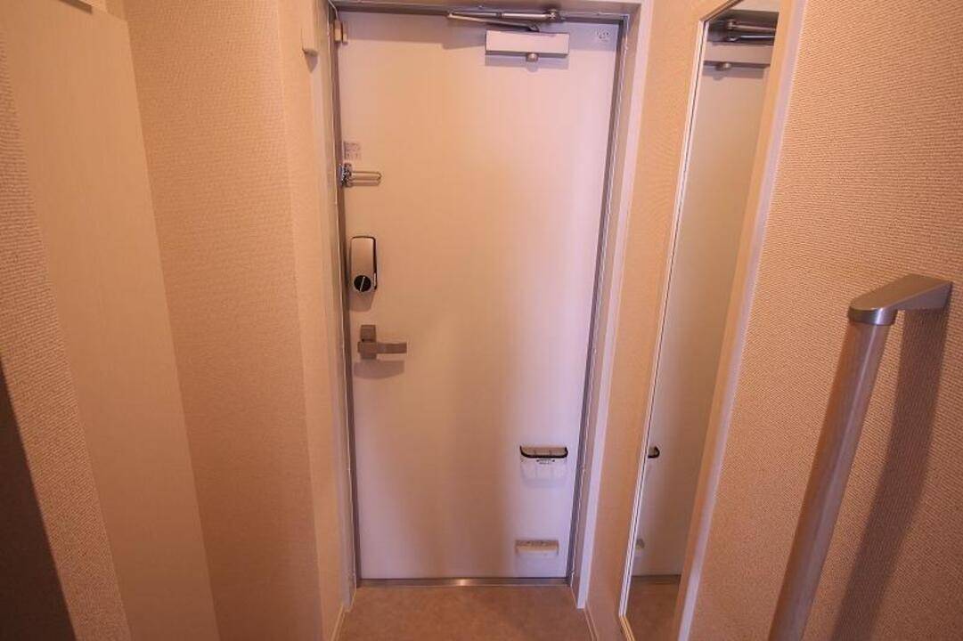 玄関　玄関