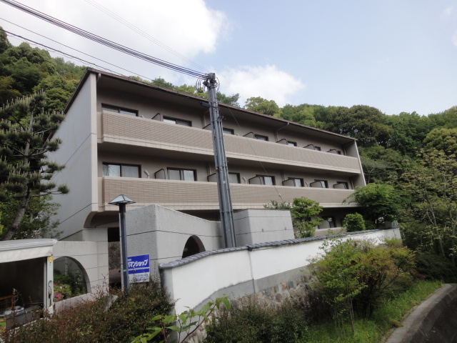 建物外観　外観は落ち着いています