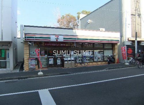 コンビニ　セブン‐イレブン 横浜三吉橋店（コンビニ）まで572m