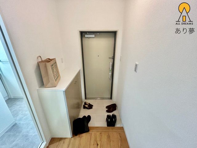玄関　別部屋参考写真