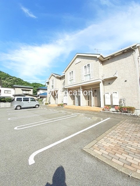 駐車場　☆敷地内に駐車場があります☆