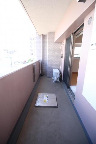 バルコニー　（別タイプ参考写真）アーバンキャッスル王子  北区王子2