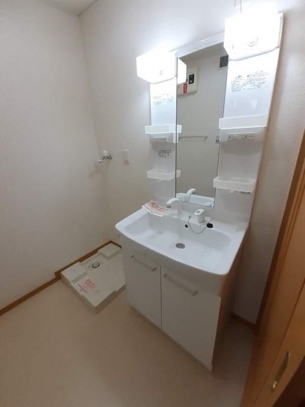 洗面設備　図面と現状に相違がある場合には現状を優先