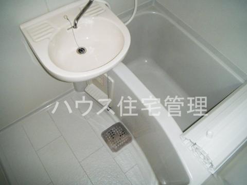 バス・シャワールーム　バス