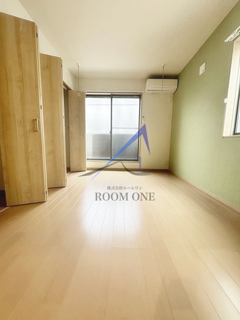 居室・リビング　洋室のお部屋です。