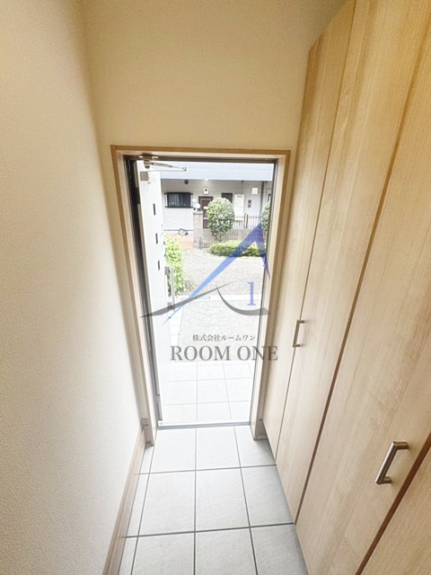 玄関　玄関です。