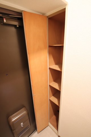 収納　シューズボックス