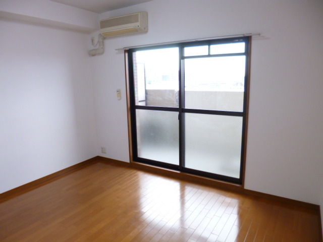 居室・リビング　カッコいいお部屋です。