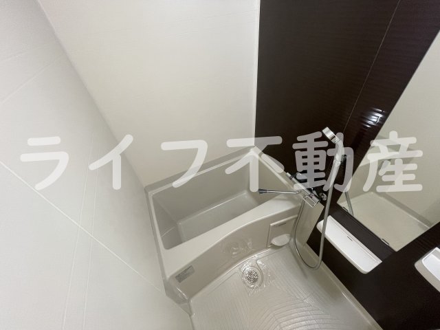 バス・シャワールーム　お風呂で日々の疲れを落としましょう