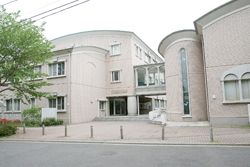 図書館　川崎市立看護短期大学図書館（図書館）まで229m