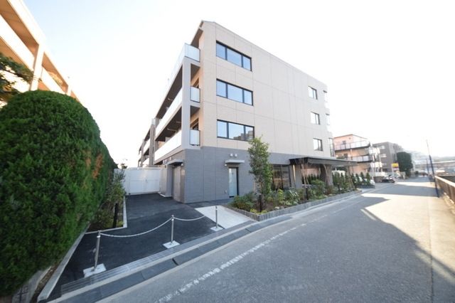 建物外観　☆お問い合わせはお早めに☆