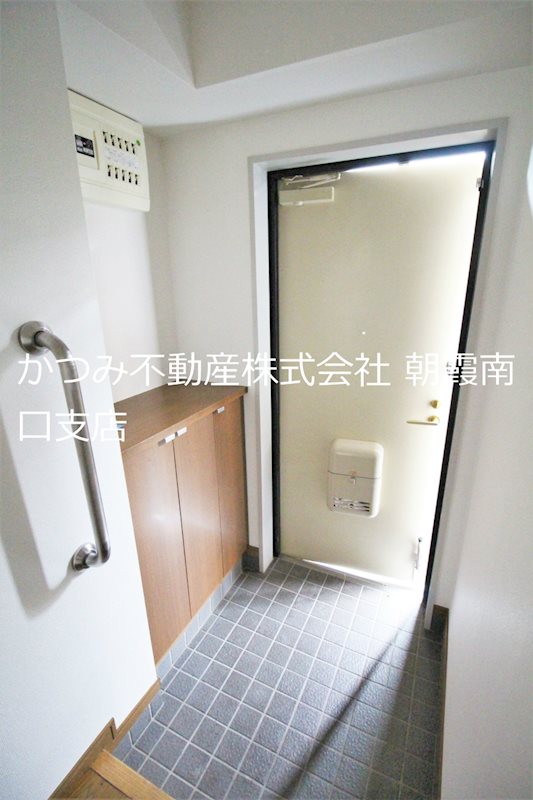 玄関　他号室参考写真