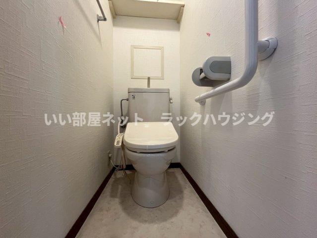 トイレ　お部屋さがしはラックハウジングにお問合せ下さいませ♪