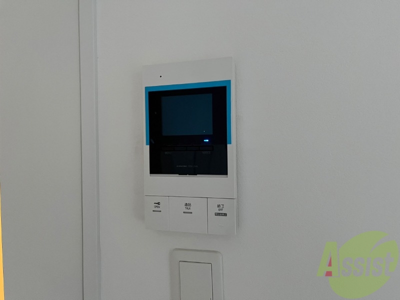 セキュリティ　ＴＶモニター付インターホンです。来客者の顔が見えるので安心！