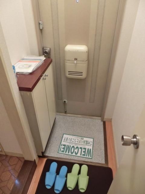 玄関　シューズボックス完備です。