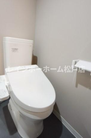 トイレ　ゆったりとした空間のトイレです