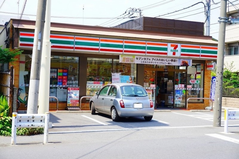 コンビニ　セブンイレブン豊島南長崎６丁目店（コンビニ）まで920m