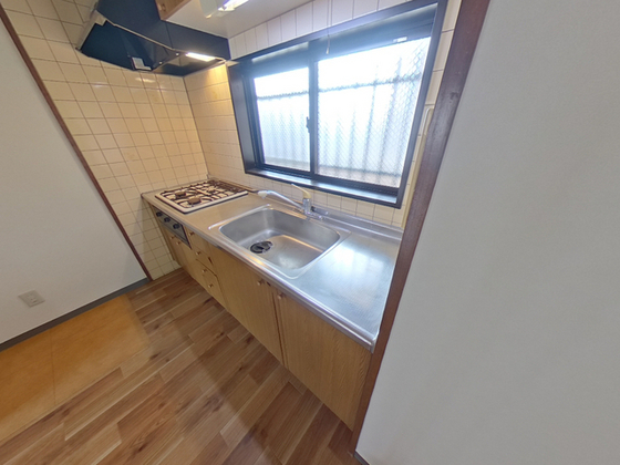 キッチン　※別部屋の写真です