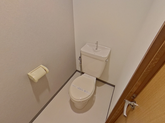 トイレ　※別部屋の写真です