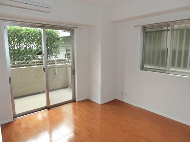 その他部屋・スペース　角部屋二面採光