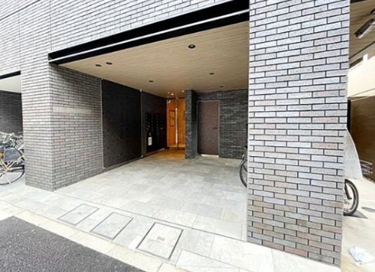 エントランス　毎日通るエントランス♪