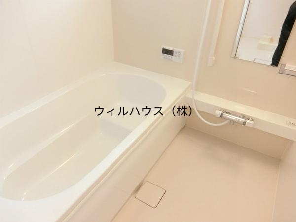 バス・シャワールーム　大型浴槽！