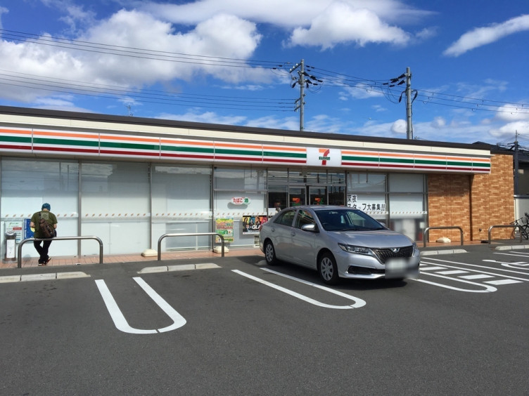 コンビニ　セブンイレブン 堺浜寺諏訪森町店（コンビニ）まで275m