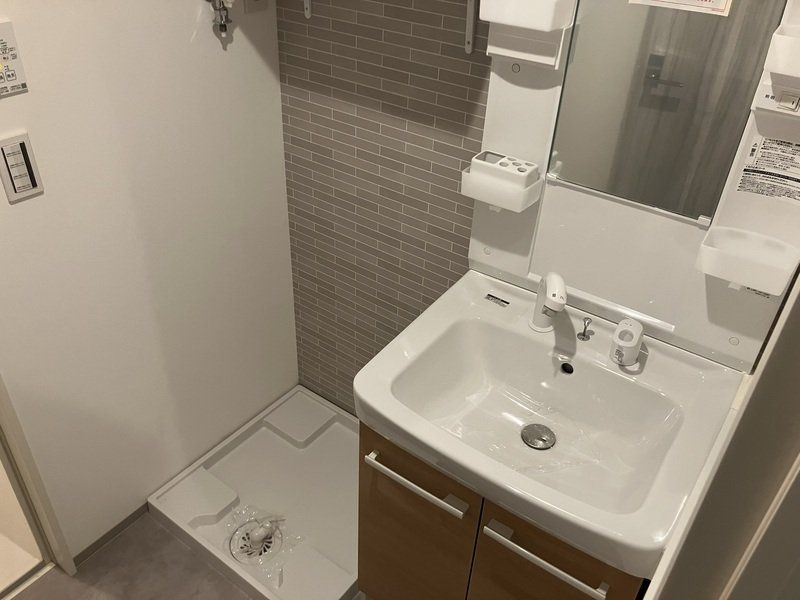 洗面設備　※同タイプの別のお部屋です。
