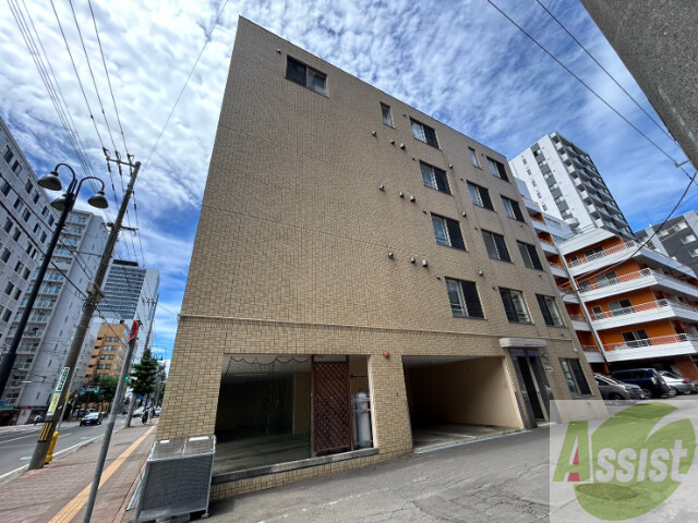 建物外観　札幌市中央区北２条東「創成川北２ビル」