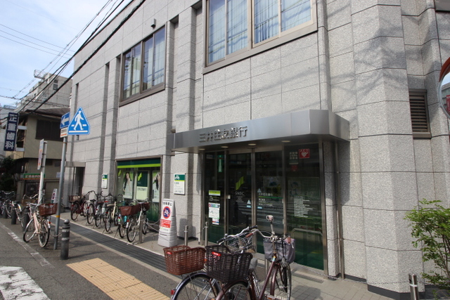 銀行　三井住友銀行塚口支店（銀行）まで186m