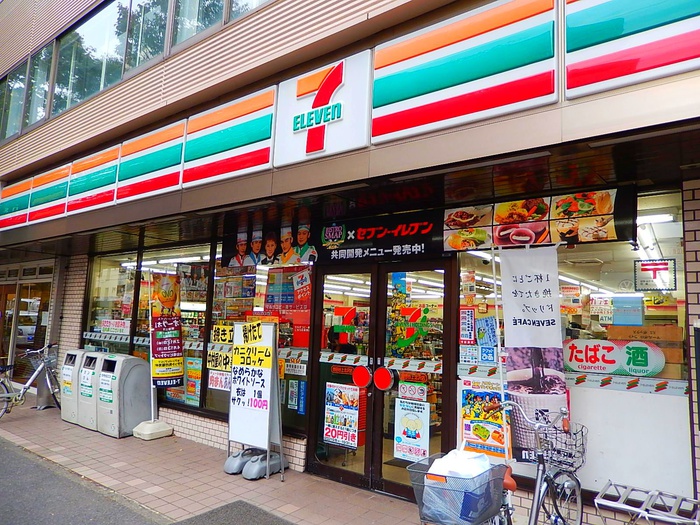 コンビニ　セブンイレブン世田谷上北沢5丁目店（コンビニ）まで275m