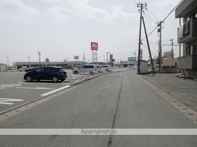 その他　周辺道路（その他）まで0m