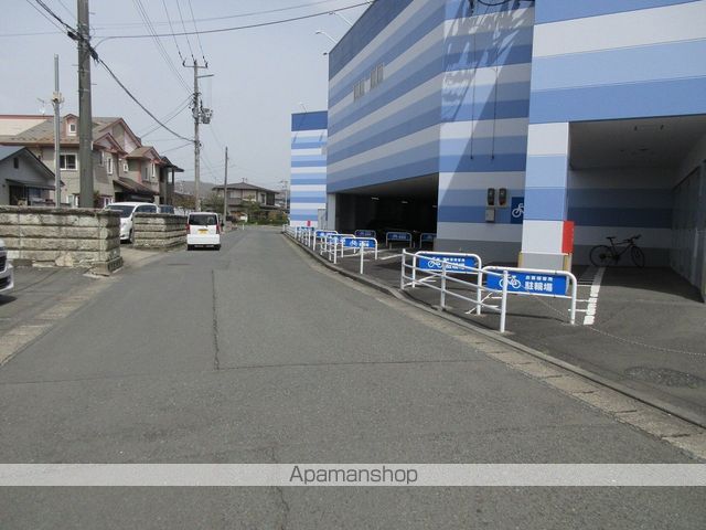 その他　周辺道路（その他）まで0m