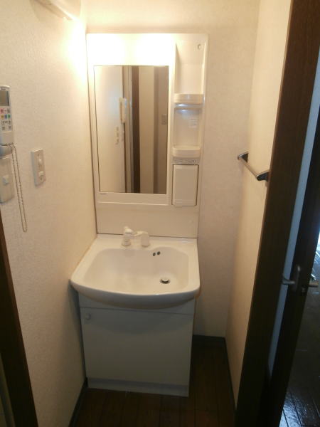 洗面設備　同仕様