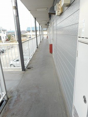 エントランス　毎日通るエントランスはこのようになっています