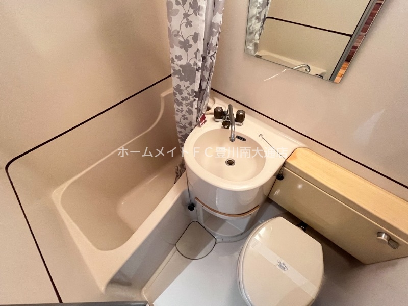 バス・シャワールーム　同型別部屋写真