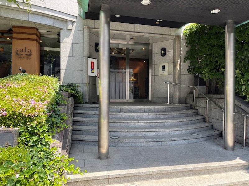エントランス　ゆとりのあるエントランスです