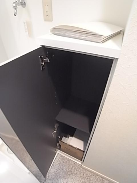 収納　収納　シューズボックス