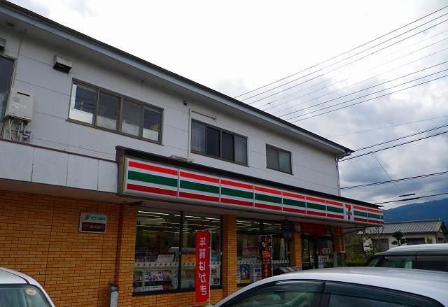 コンビニ　セブンイレブン裾野石脇店（コンビニ）まで600m