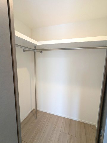 収納　ウォークインクローゼット